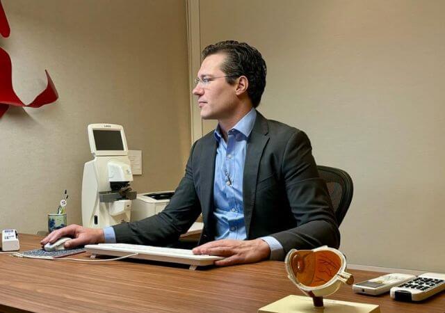Dr Richard Giachetti oftalmologista